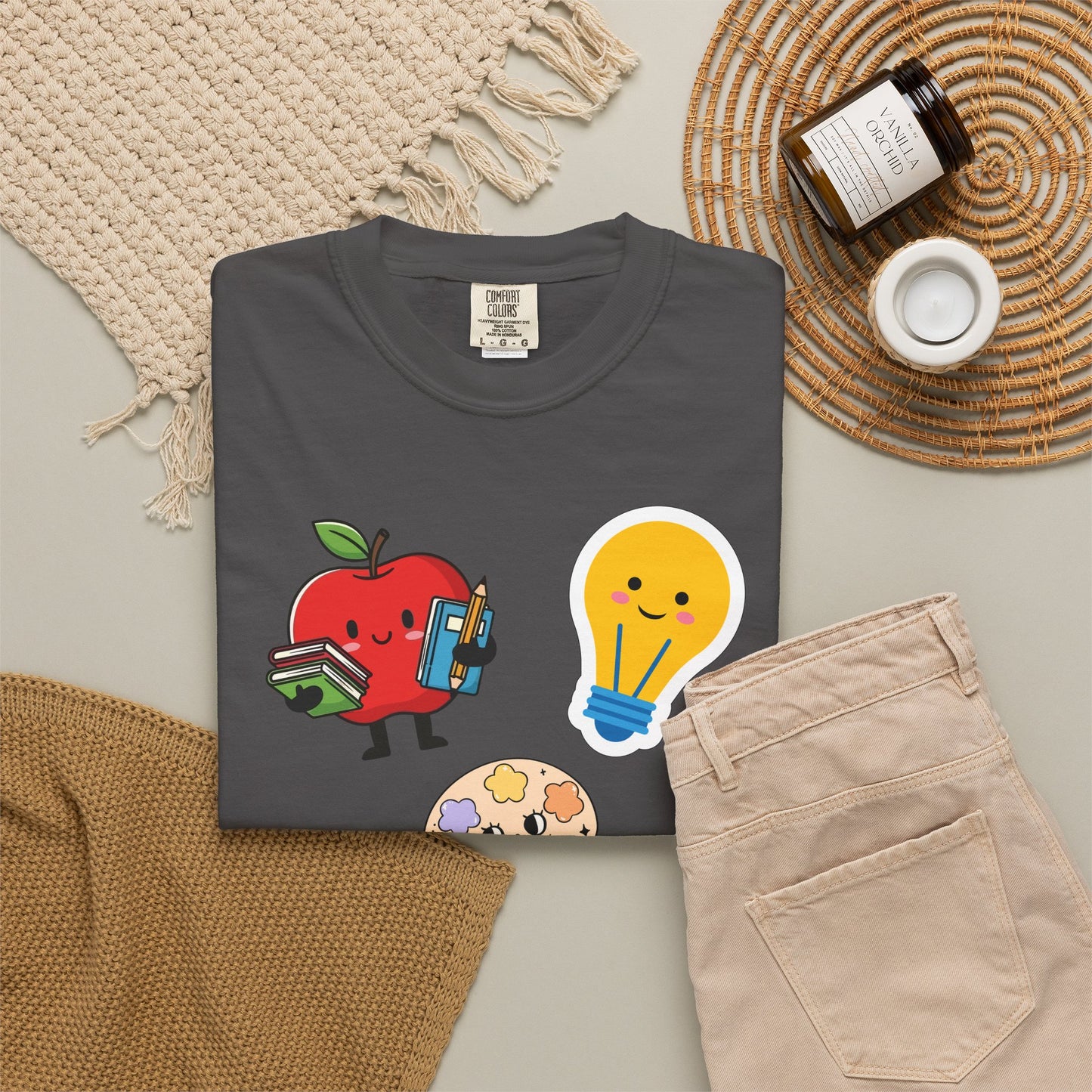 Custom Text Teacher Shirt — Personalized Apple & Lightbulb Tee
