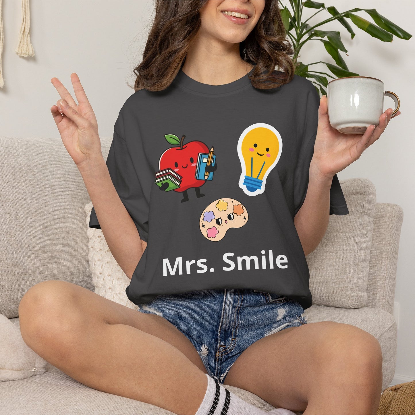Custom Text Teacher Shirt — Personalized Apple & Lightbulb Tee