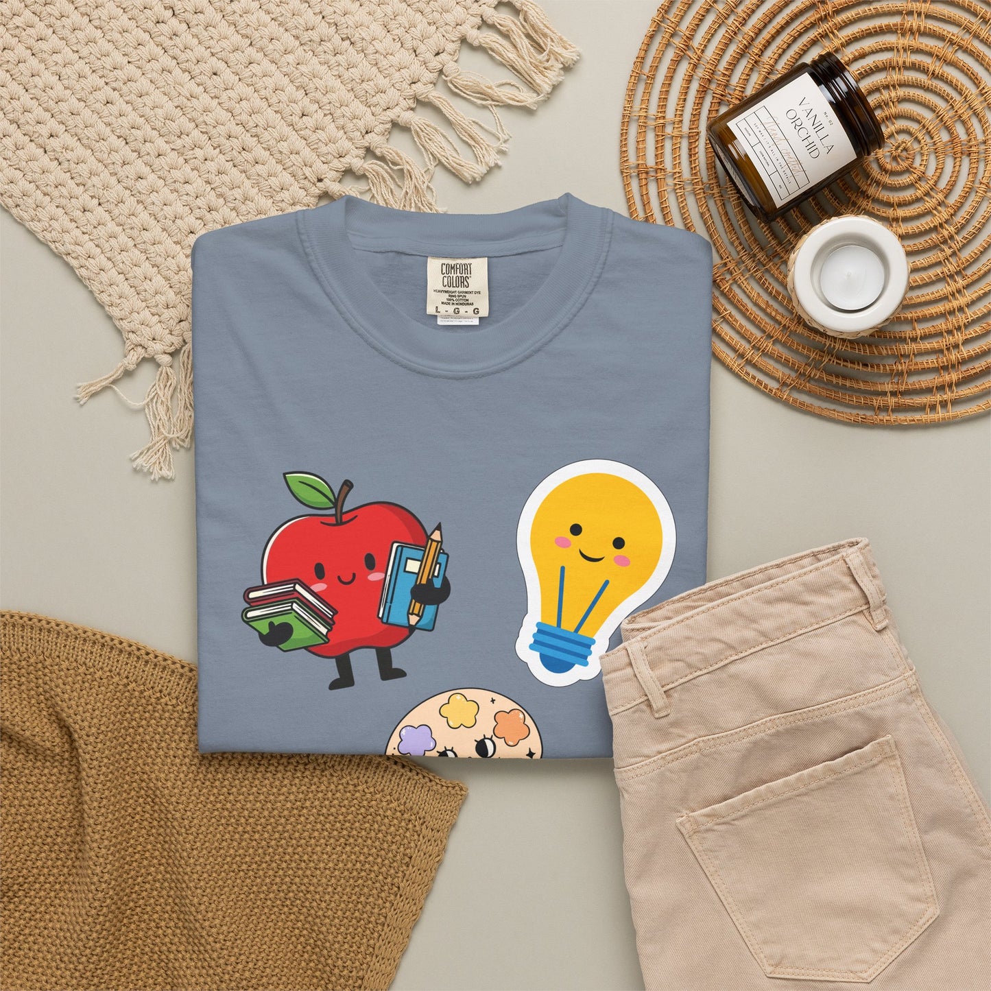 Custom Text Teacher Shirt — Personalized Apple & Lightbulb Tee
