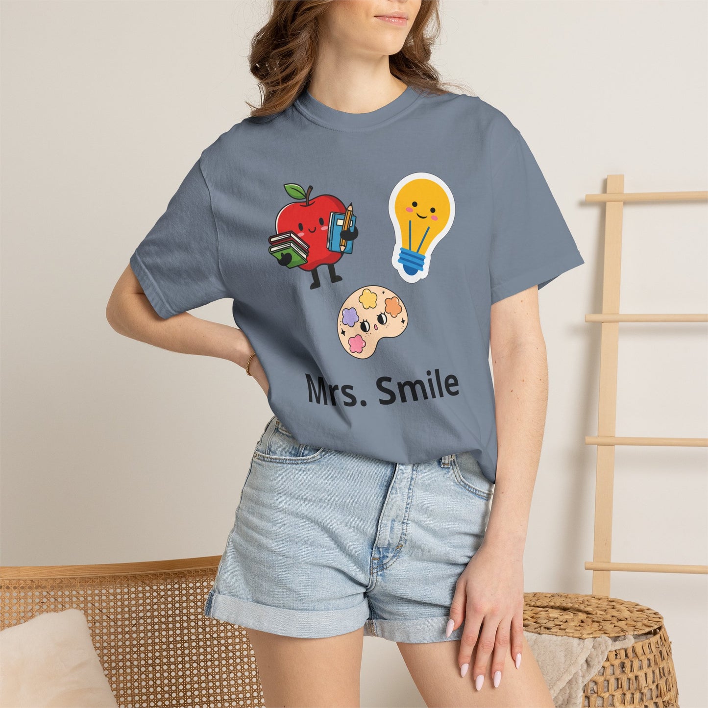 Custom Text Teacher Shirt — Personalized Apple & Lightbulb Tee