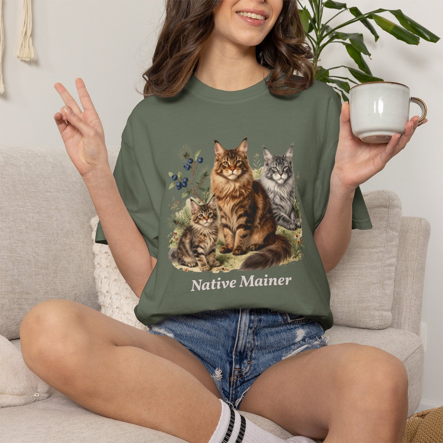 Personalized Maine Coon Cat Shirt — Custom Text Trio Tee