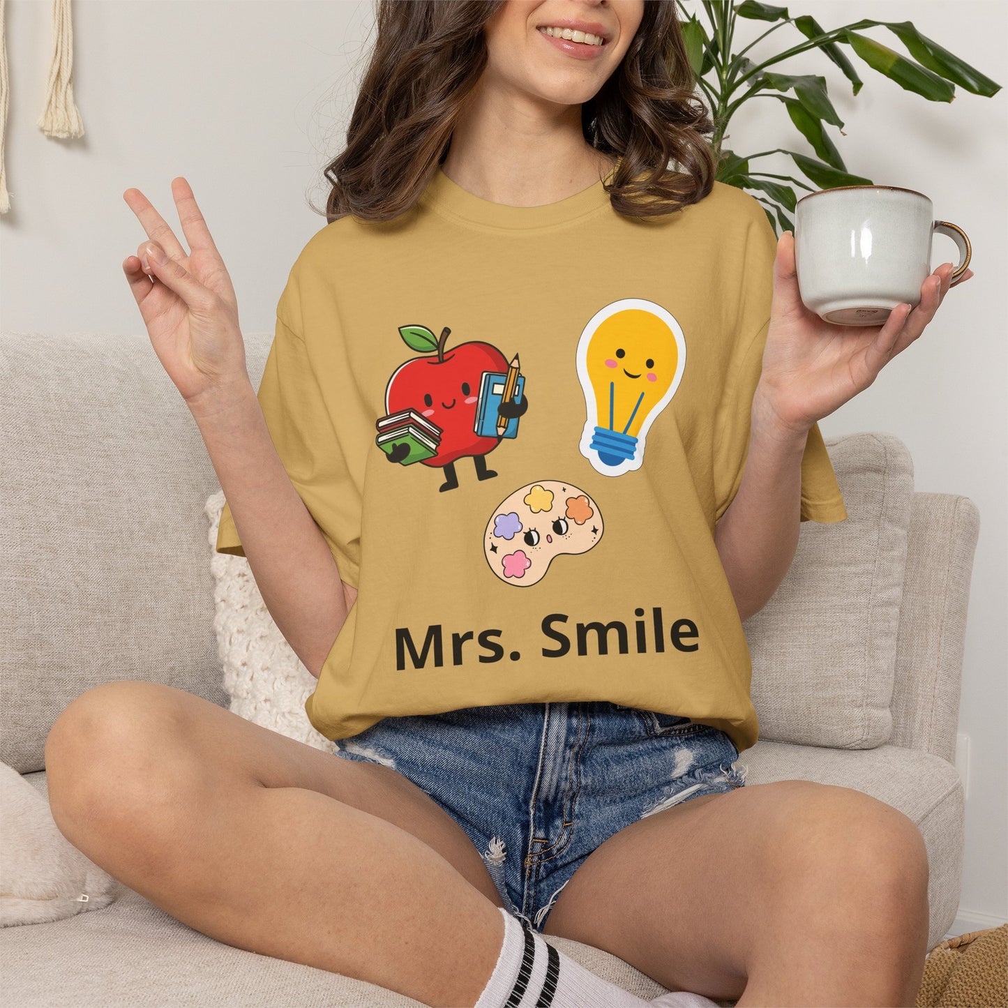 Custom Text Teacher Shirt — Personalized Apple & Lightbulb Tee