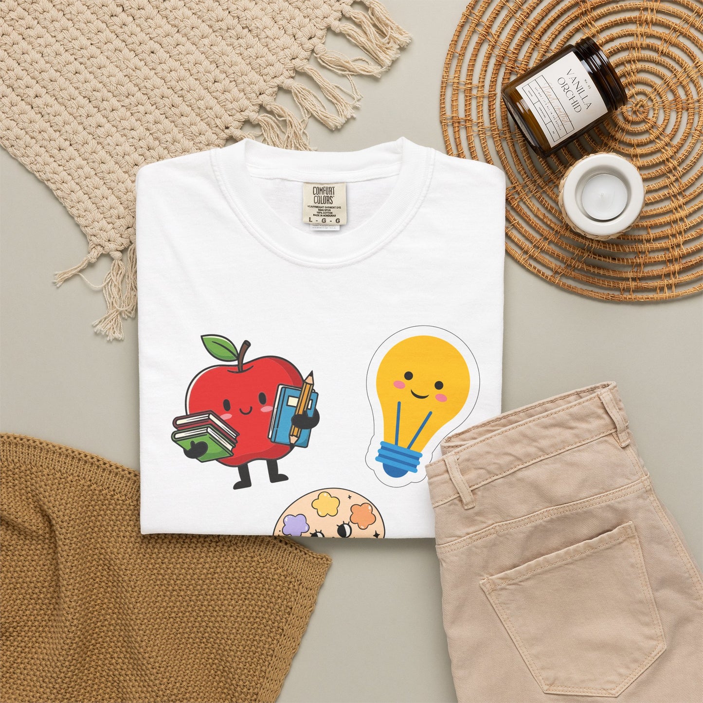 Custom Text Teacher Shirt — Personalized Apple & Lightbulb Tee